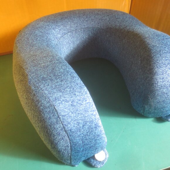Brand New Condition Neck Support Memory Foam Pillow Cushion. - Picture 6 of 6